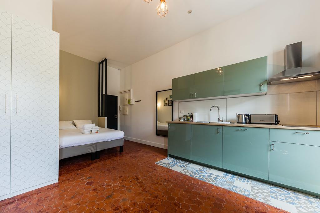 Chez Nous - 7 Appartements Sur Le Vieux Port Marseille Eksteriør bilde