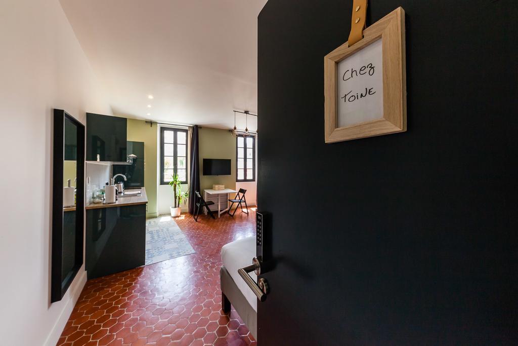 Chez Nous - 7 Appartements Sur Le Vieux Port Marseille Eksteriør bilde