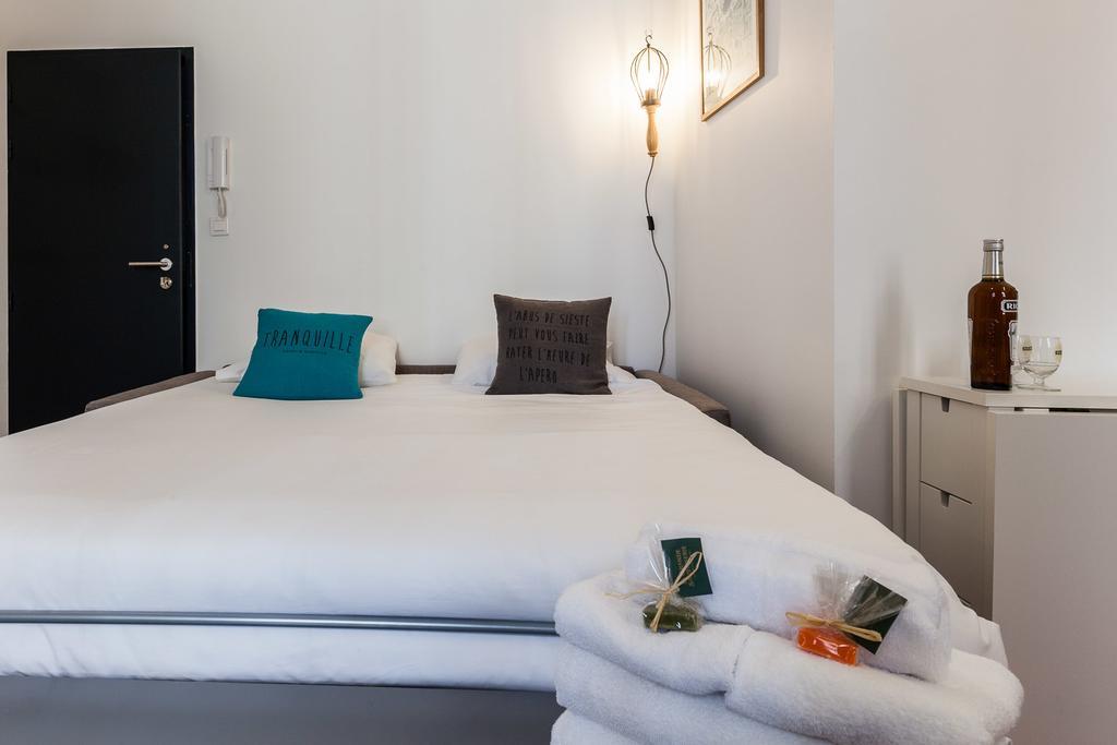 Chez Nous - 7 Appartements Sur Le Vieux Port Marseille Eksteriør bilde